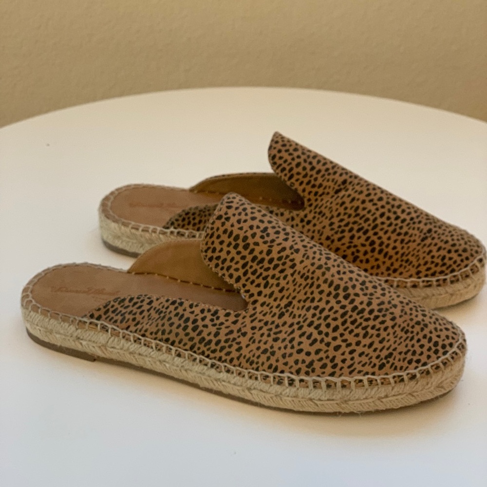 Universal Thread Clara Espadrille Mules Size 8